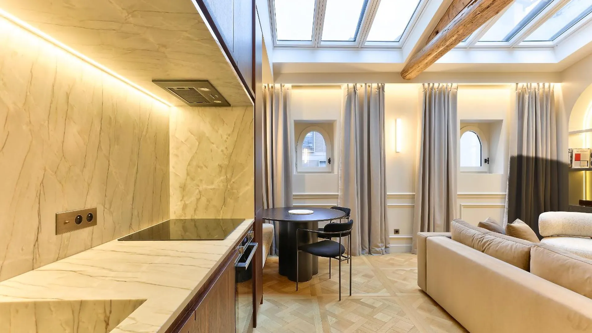 Maison Iena - Serviced Apartments On Champs Elysees Paříž
