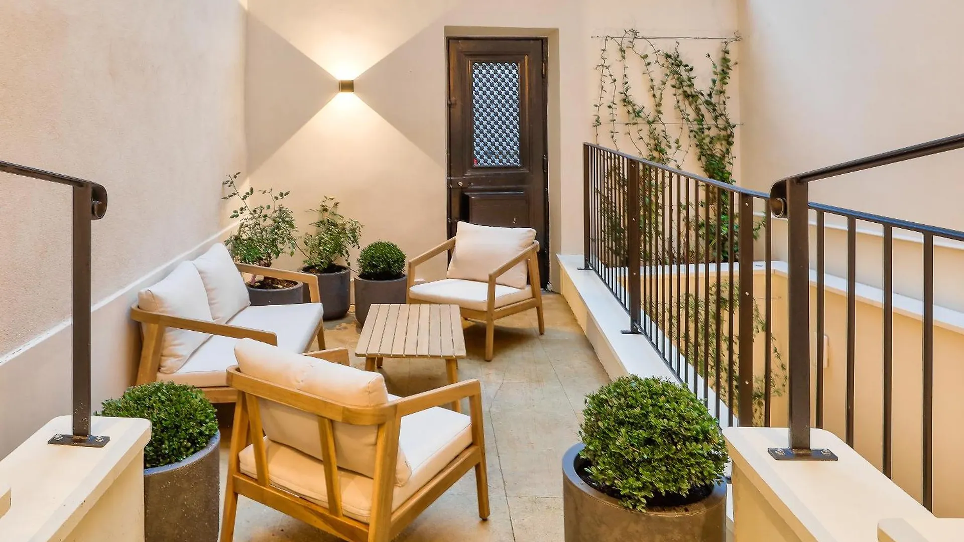 Maison Iena - Serviced Apartments On Champs Elysees Paříž