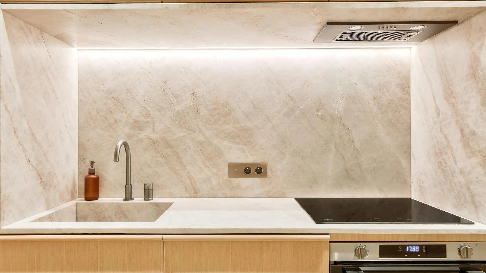 Maison Iena - Serviced Apartments On Champs Elysees Paříž