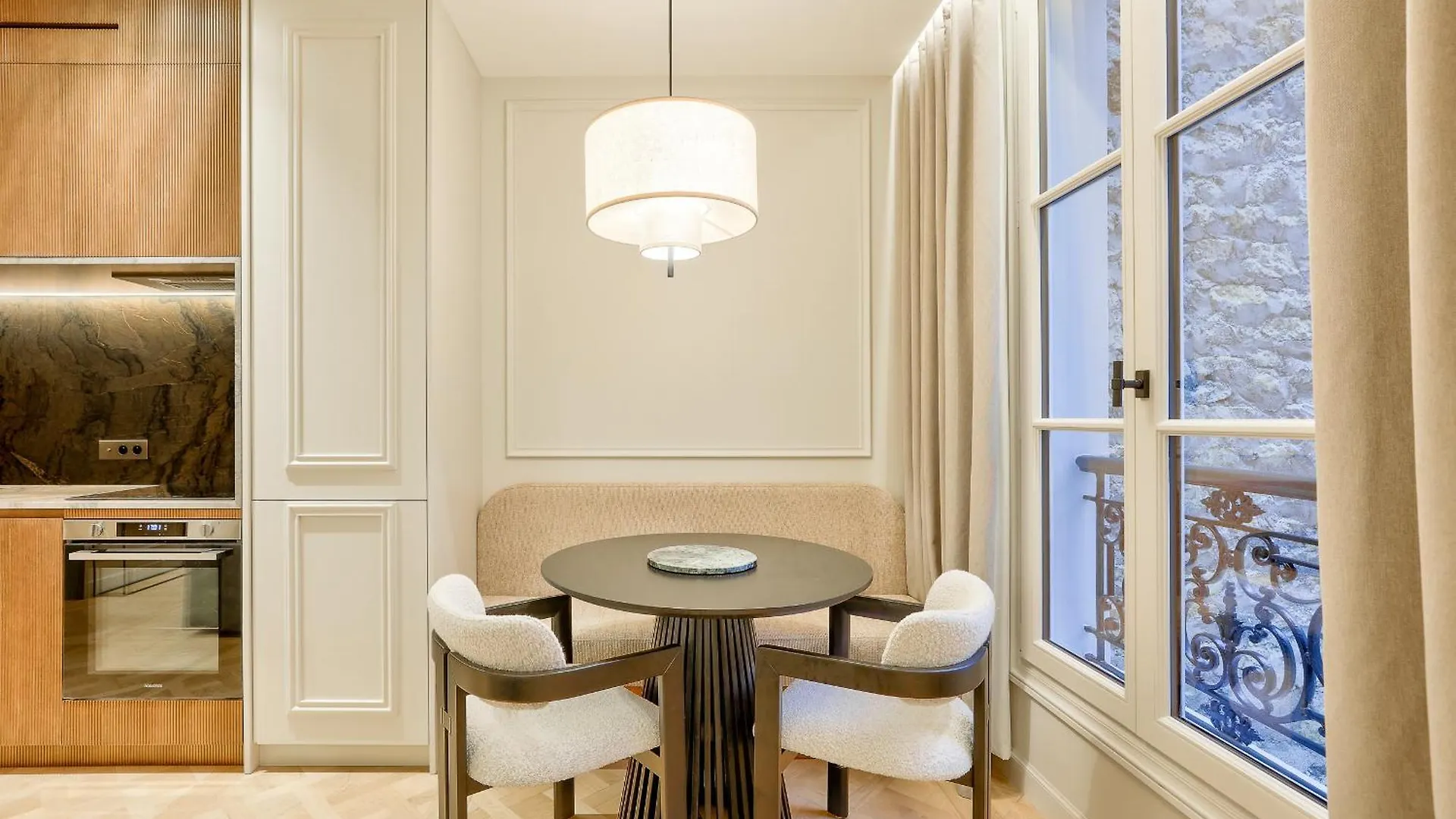 Maison Iena - Serviced Apartments On Champs Elysees パリ