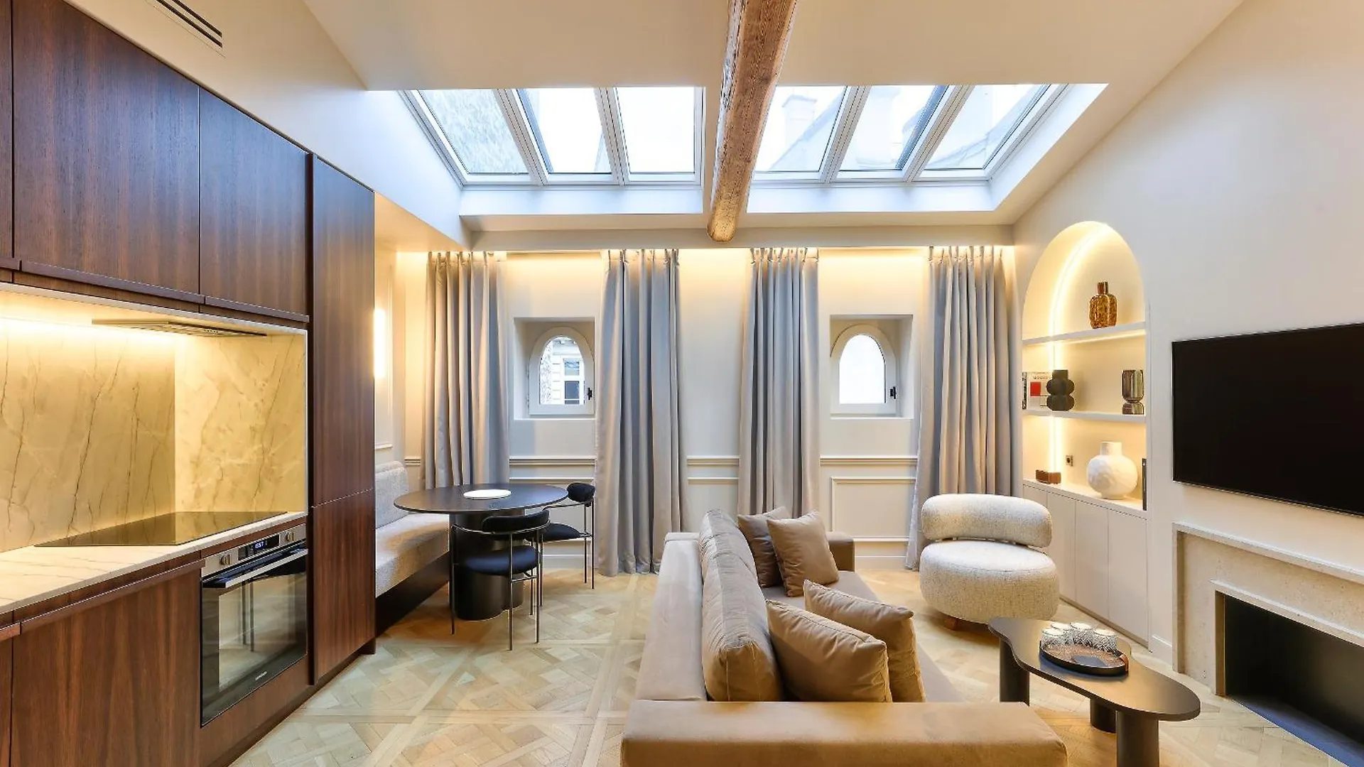 Maison Iena - Serviced Apartments On Champs Elysees Paris 0*,
