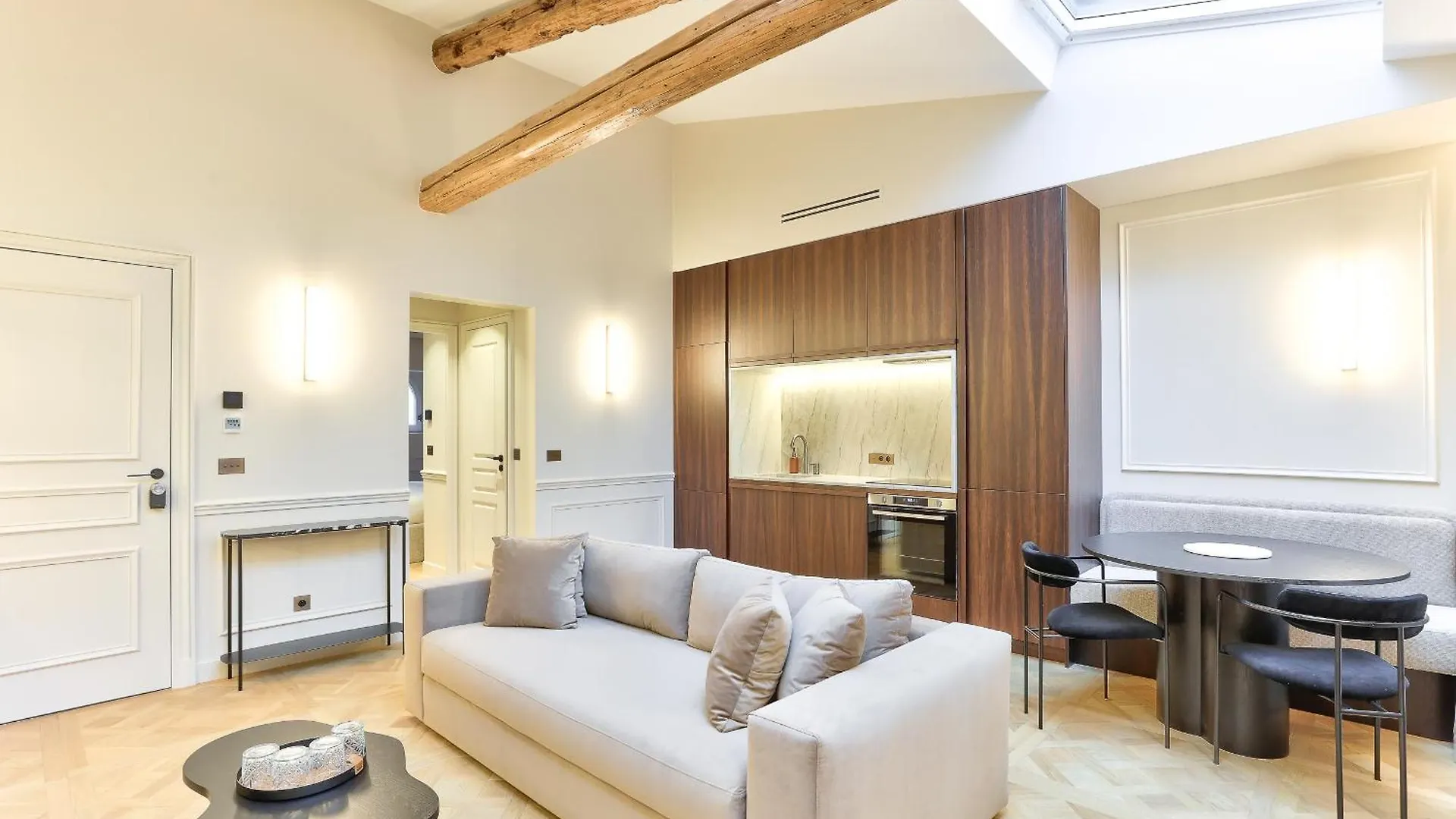 Maison Iena - Serviced Apartments On Champs Elysees パリ 0*,  フランス