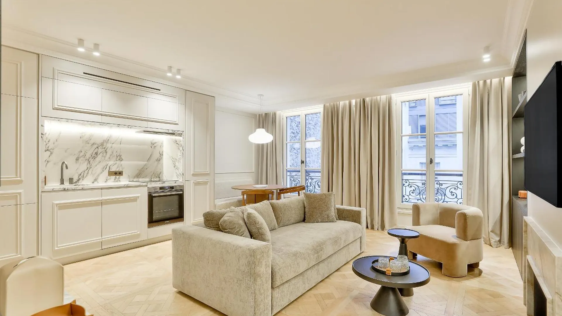 Maison Iena - Serviced Apartments On Champs Elysees パリ