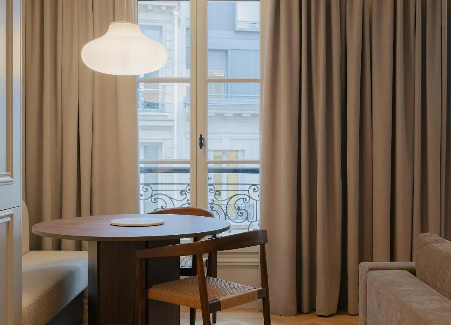 Maison Iena - Serviced Apartments On Champs Elysees パリ フランス