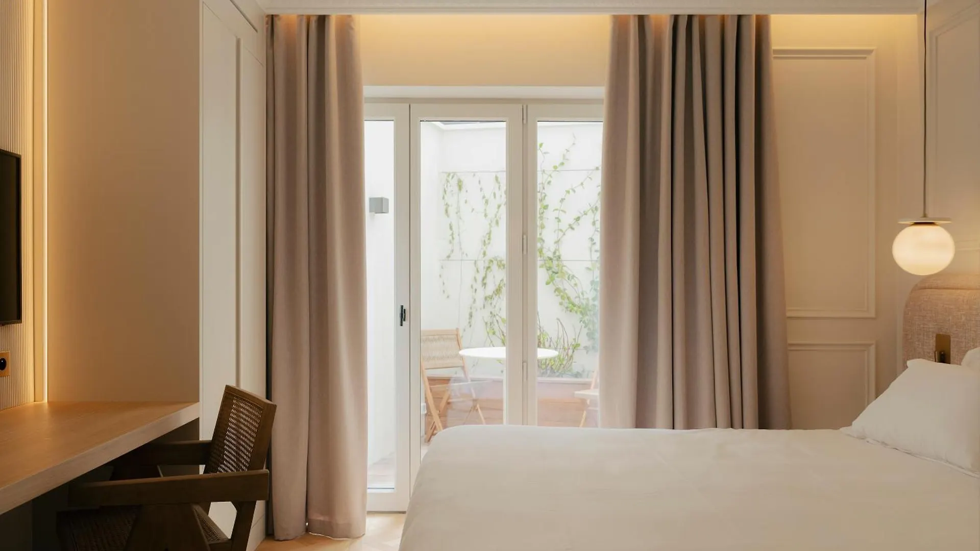 Maison Iena - Serviced Apartments On Champs Elysees パリ